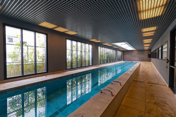Pool - Next AV. Paulista and Sirio Libanes | balcony | AC (São Paulo)