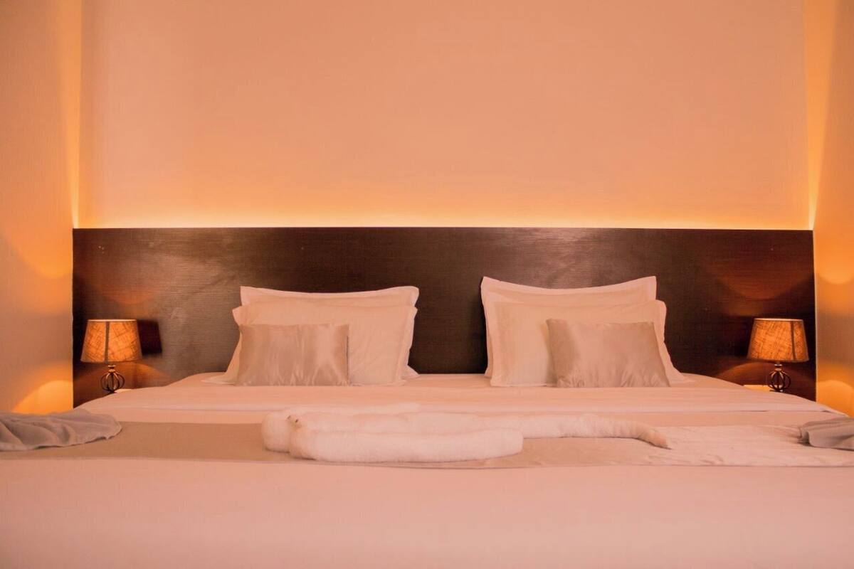 Sistema de insonorización, wifi gratis y ropa de cama