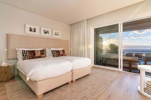 3 bedrooms, desk, iron/ironing board, WiFi
