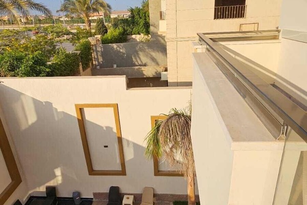 Royal appartement | Terras