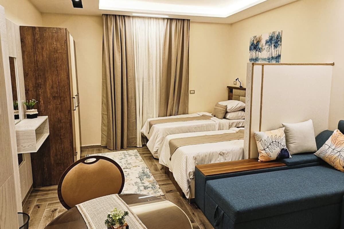 Quarto luxo | 2 quartos, roupas de cama premium, cofres nos quartos