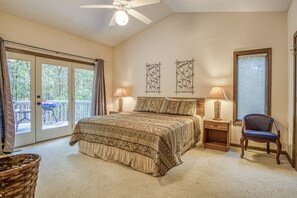 4 habitaciones, tabla de planchar con plancha, wifi y ropa de cama 