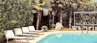 Wow House, Villa with swimming pool, gym and play room