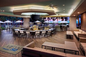 Bar (en la propiedad)