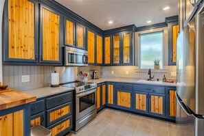 Mikrowelle, Ofen, Herdplatte, Geschirrspüler