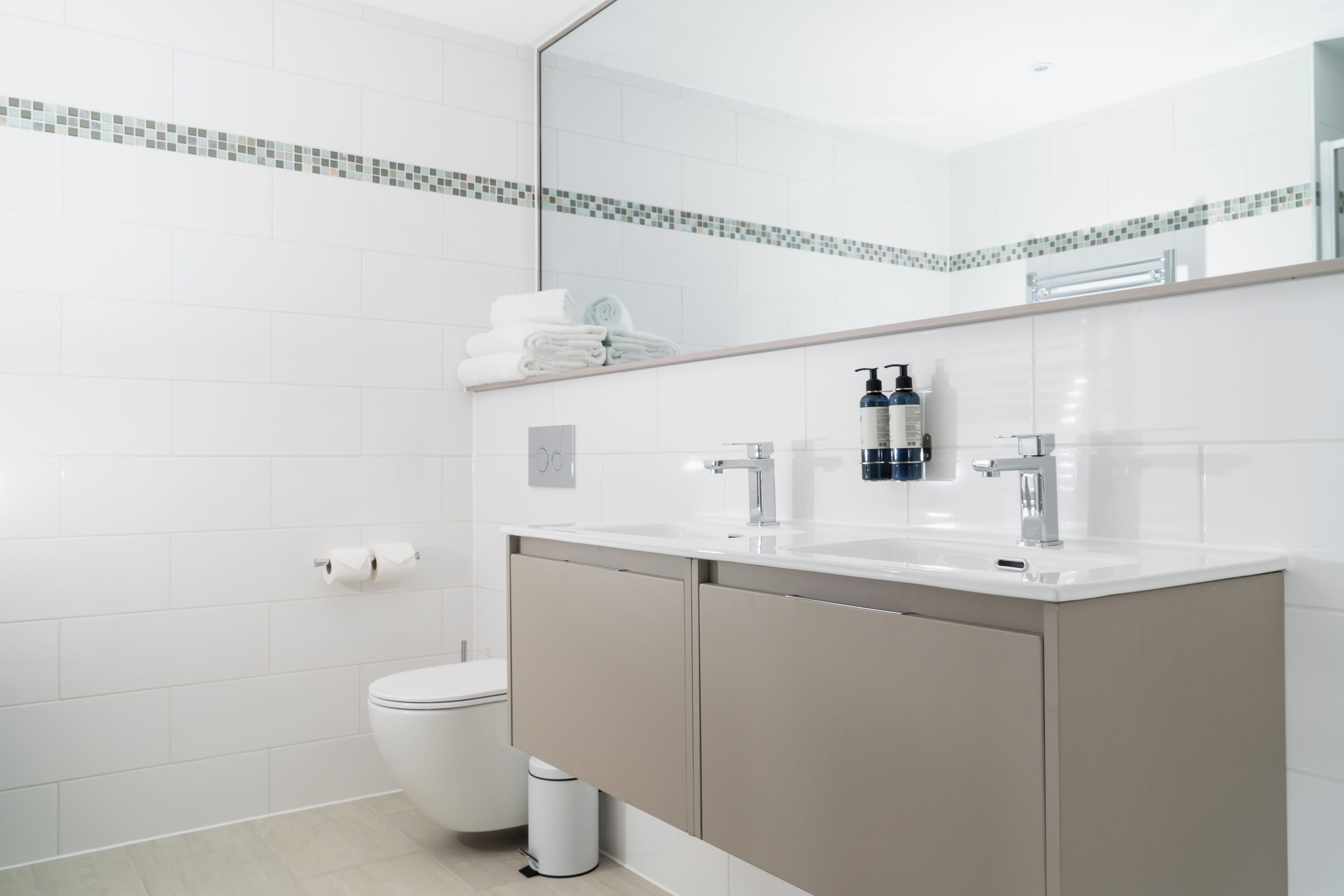 Deluxe Room | Bathroom