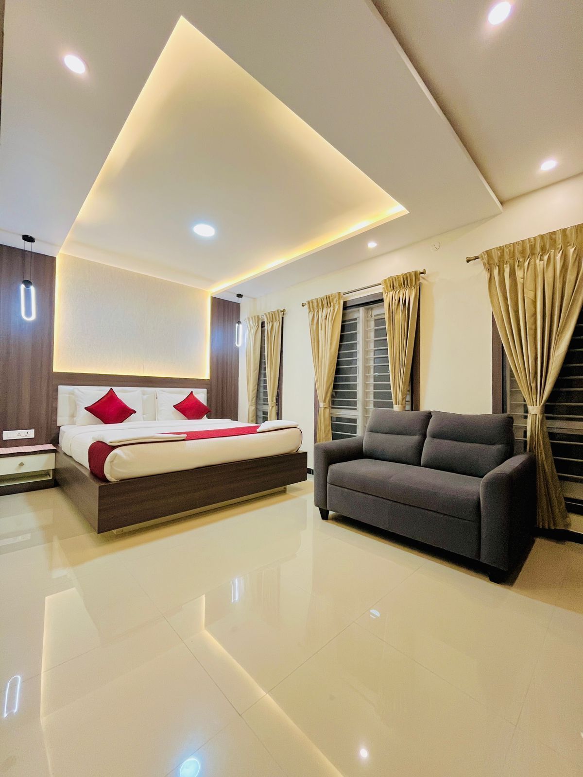 Luxury Villa, 2 Bedrooms, Mountain View | Desk, soundproofing, free WiFi, bed sheets