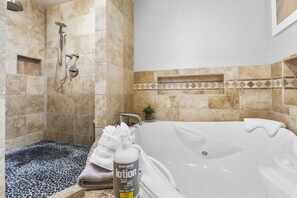 Deluxe House | Bathroom | Separate tub and shower, free toiletries, hair dryer, towels - Idyllic Lakeside Getaway - Hidden Gem (Snohomish)