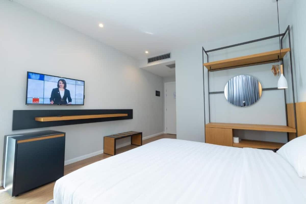 Tweepersoonskamer, balkon, uitzicht op bergen | 1 slaapkamer, gratis wifi, beddengoed