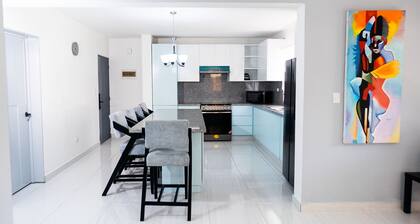 Breakfast inclued.sea view.
28% off in the restaurant and bar