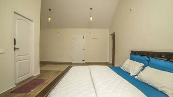 Elite Villa, 4 Bedrooms | 4 bedrooms, free WiFi