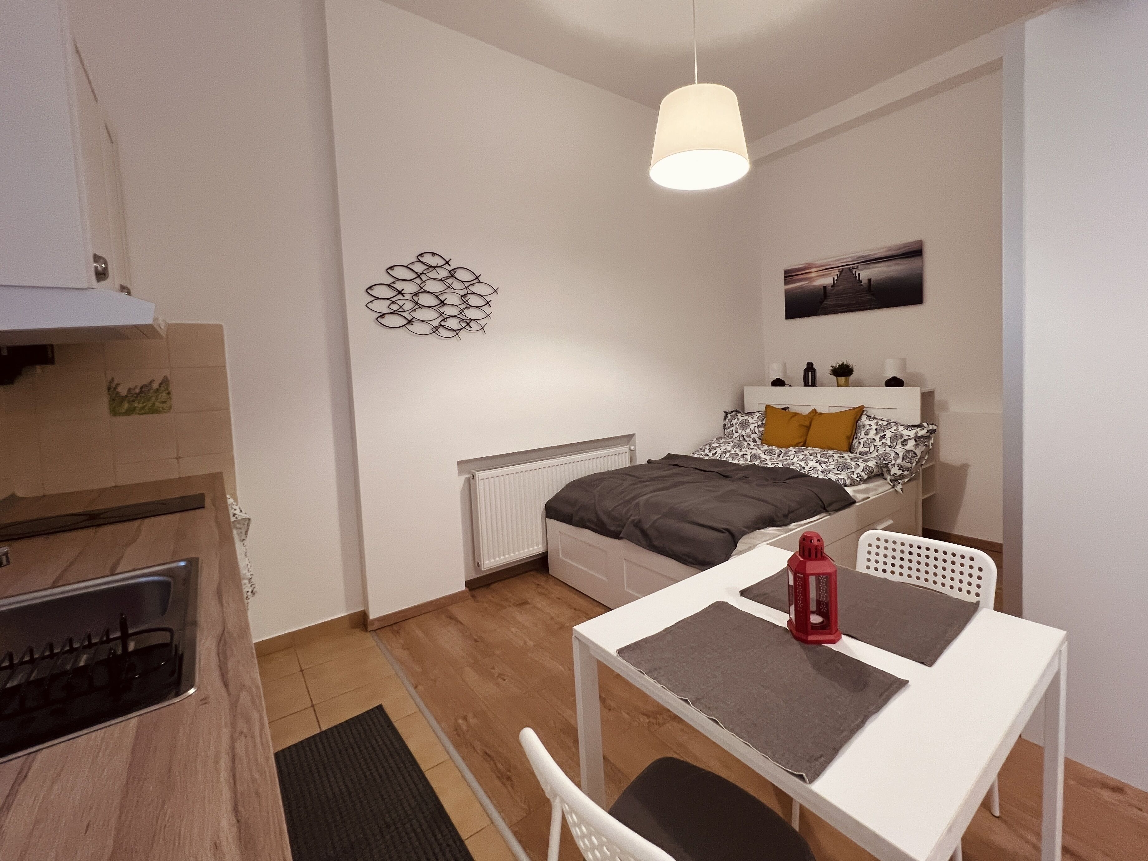 1 bedroom, free WiFi, bed sheets