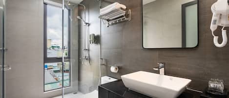 Luxury Double Room Single Use | Bathroom