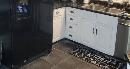 Suite Dreams in a quiet suburban St. Louis neighborhood.