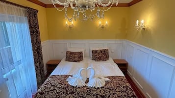 Gazdaságos szoba kétszemélyes ággyal | Select Comfort-matrac, egyedi dekoráció, ingyenes wifi és ágynemű