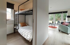 2 Schlafzimmer, Reisekinderbett, kostenloses WLAN