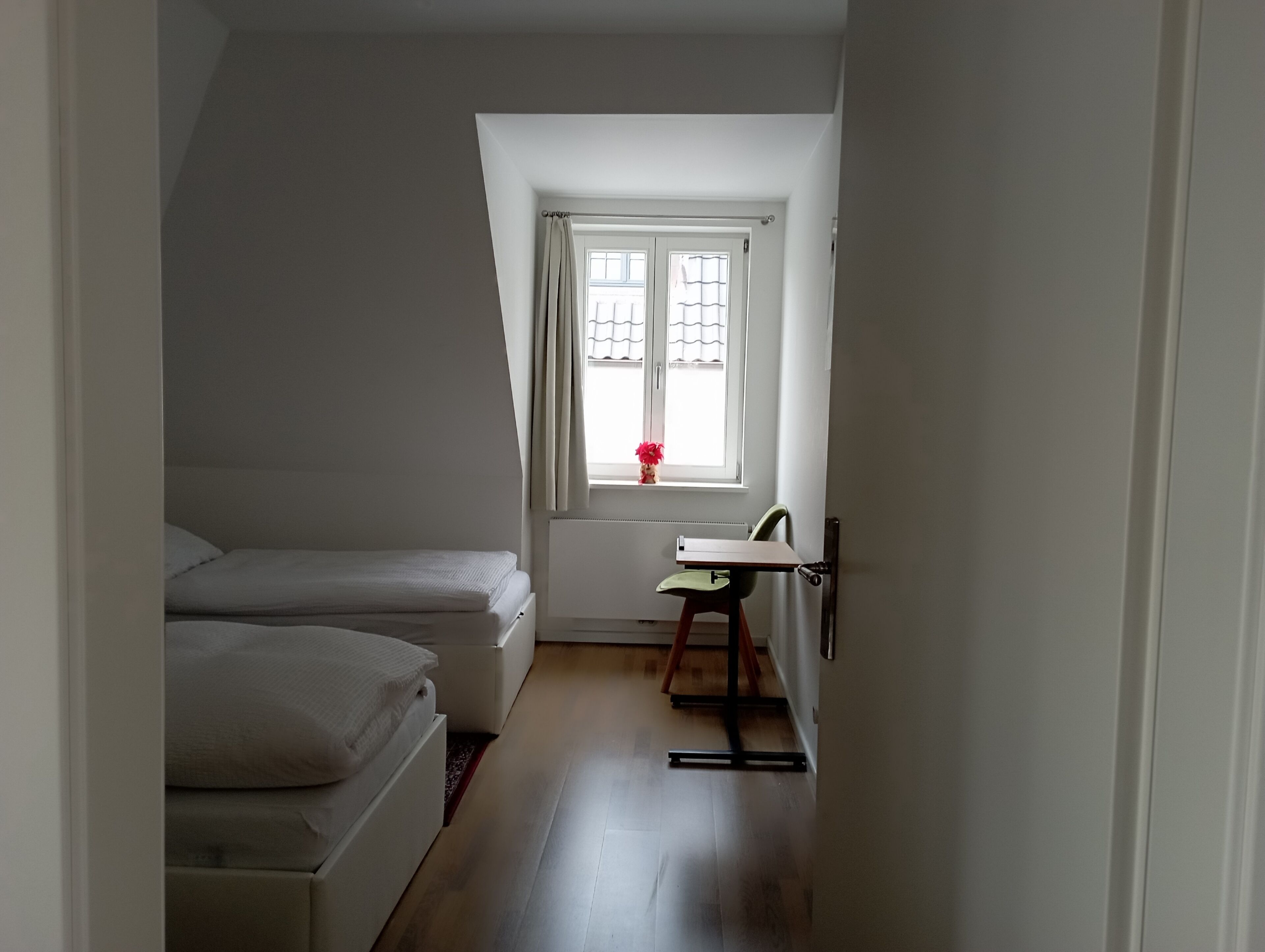 2 chambres, bureau, fer et planche à repasser, Wi-Fi gratuit
