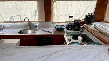 Microwave, stovetop, dishwasher