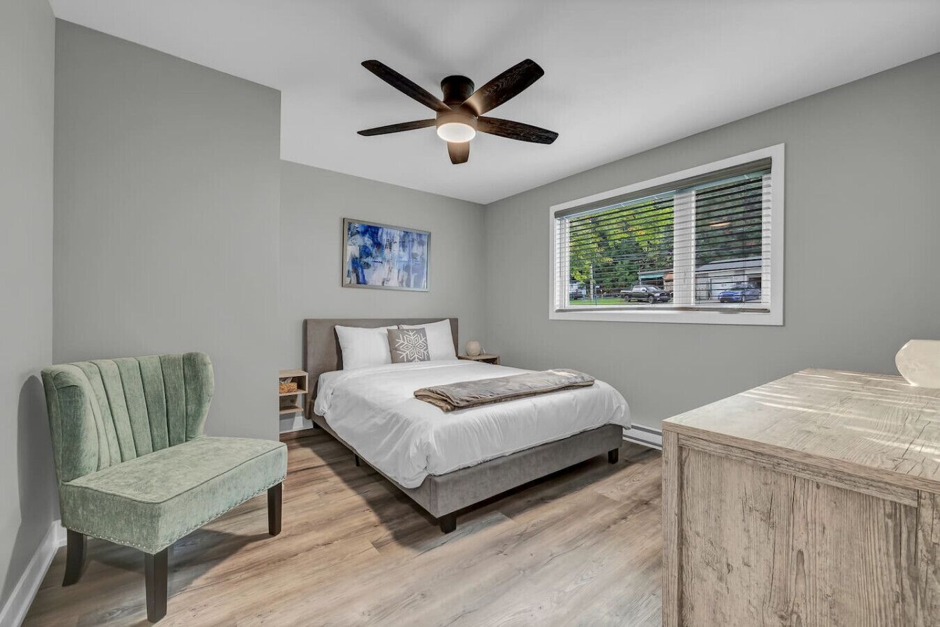 4 Schlafzimmer, Schreibtisch, kostenloses WLAN, Bettwäsche