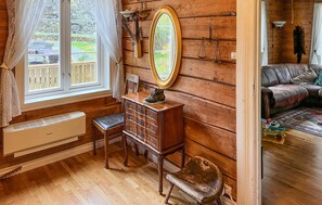 Fernseher, Kamin