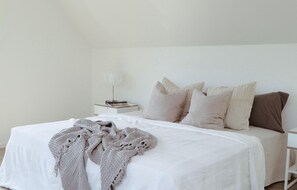 4 sovrum, internet och sängkläder