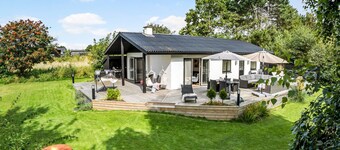 Nice home in Samsø with Wi-Fi
