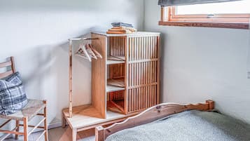 3 quartos, Wi-Fi de cortesia, roupa de cama