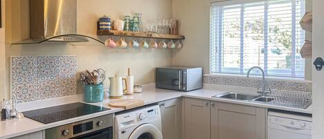 Dishwasher, high chair