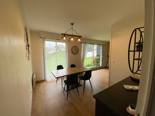 Appartement 'Le Lodge D Angèle' avec balcon et Wi-Fi