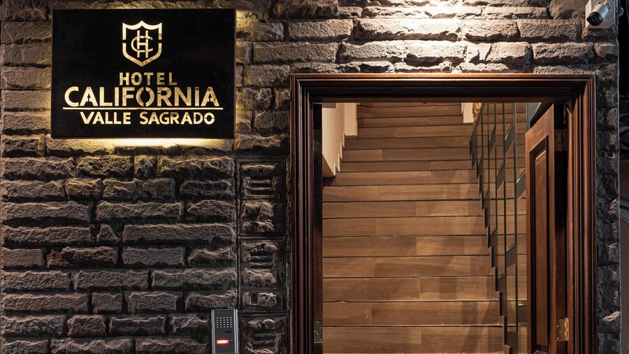 Hotel California Urubamba