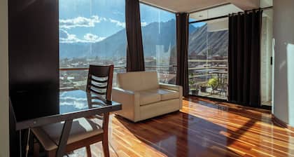 Hotel California Urubamba