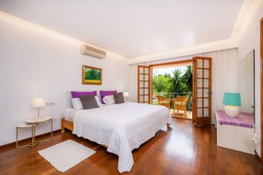 7 chambres, fer et planche à repasser, Wi-Fi gratuit, draps fournis