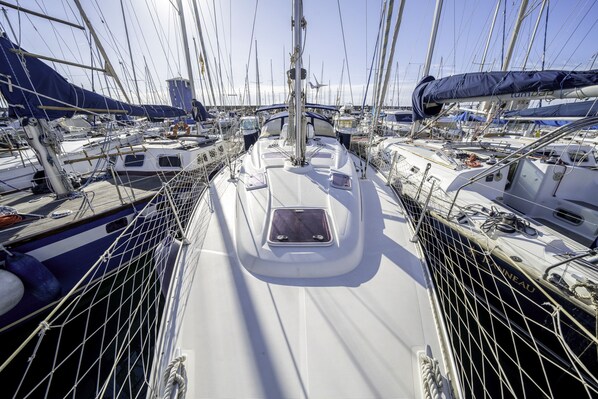 Marina - Boat 'Barco As' with Sea View and Wi-Fi (El Masnou)