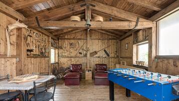 Spielezimmer