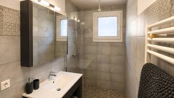 Shower, hair dryer