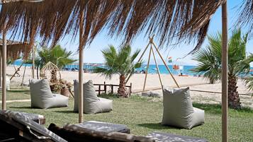 Una playa cerca