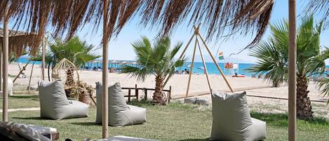 Una playa cerca