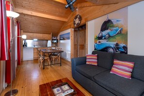 TV, ping pong, stereo - Chalet Perché with All Comforts in Labenne Océan – Unique Stay for 4 – Beach Nearby (Labenne)