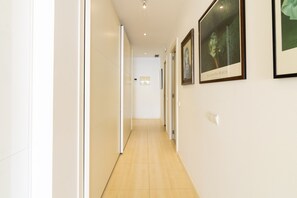 Interior - "Sitges Suites" Apartment with Sea View, Private Terrace and Wi-Fi (Sitges)