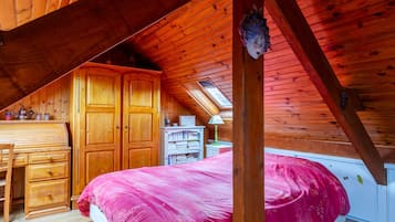 4 slaapkamers, een strijkplank/strijkijzer, gratis wifi