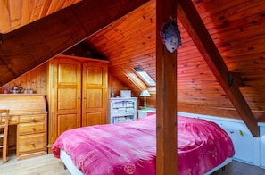 4 Schlafzimmer, Bügeleisen/Bügelbrett, kostenloses WLAN