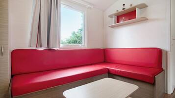 Fernseher, Tischtennisplatte