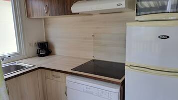 Refrigerador, microondas, parrilla de estufa y lavavajillas