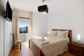 2 chambres, Wi-Fi gratuit, draps fournis