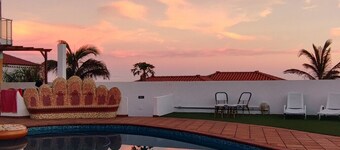 Casa vacanze 'Viento De Sal' con vista mare, piscina in comune e Wi-Fi
