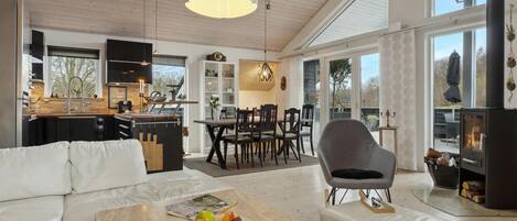 Cheminée, baby-foot