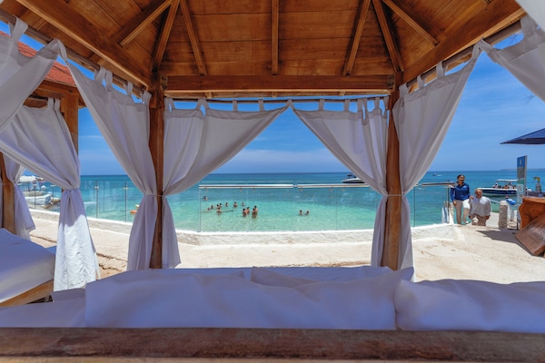 Hot stone massages, deep-tissue massages, beach massages
