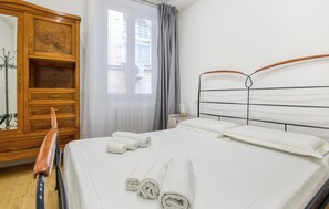 2 chambres, fer et planche à repasser, Wi-Fi gratuit