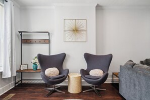 Interior - Townhouse close to Center city, Philadelphia, Pennsylvania!! (Philadelphia)