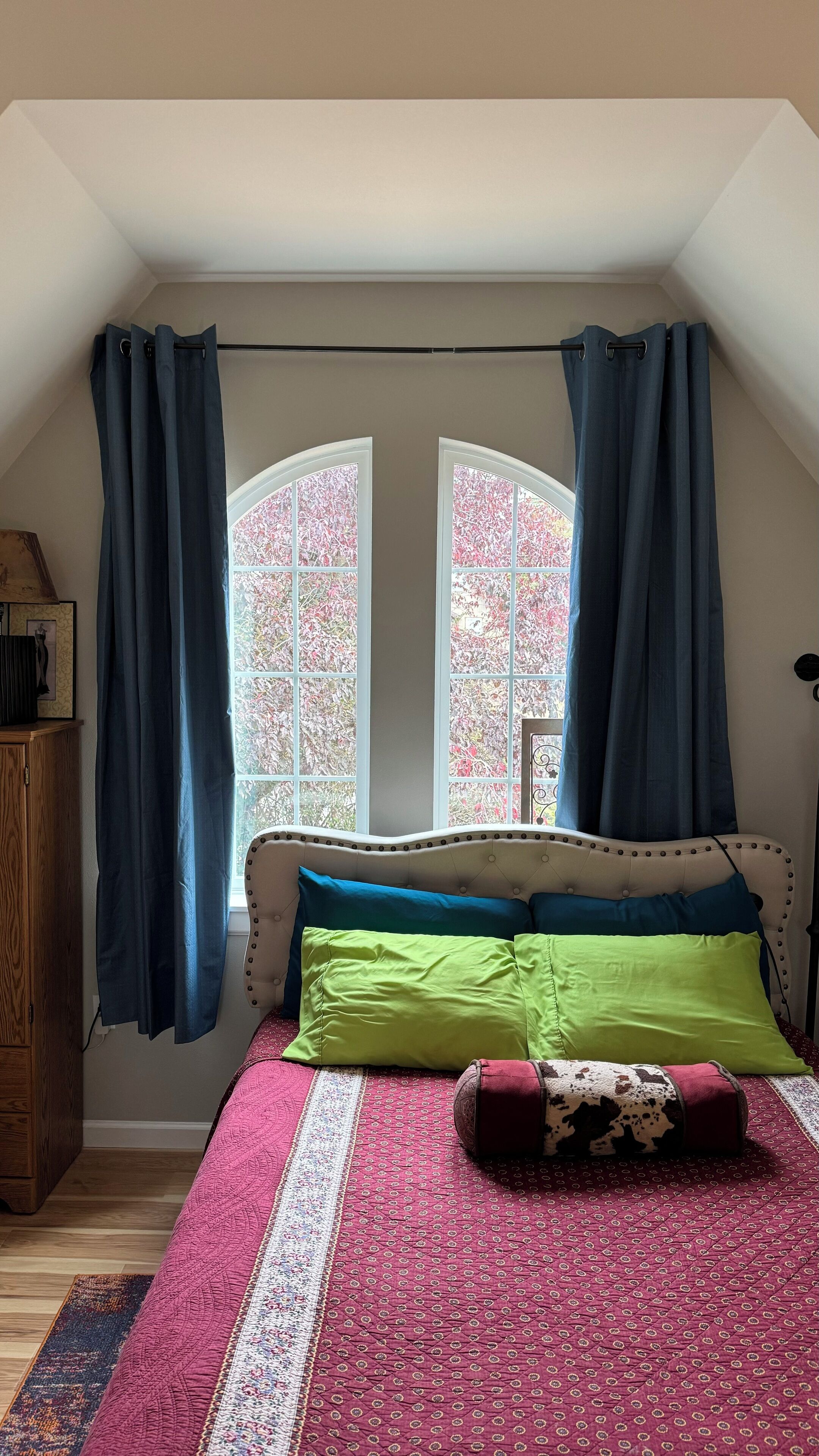 1 bedroom, desk, iron/ironing board, travel cot